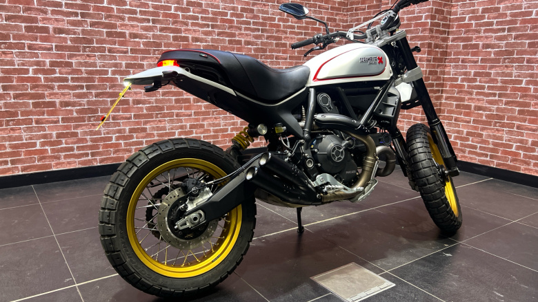 Ducati Scrambler Desert Sled - Red